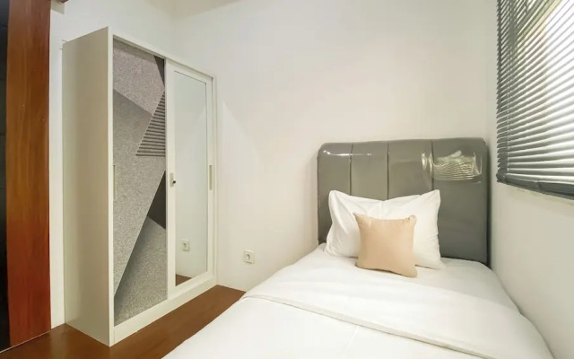 Good Choice and Homey 2BR Apartment at Belmont Residence Puri