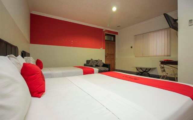 RedDoorz near Bethesda Manado