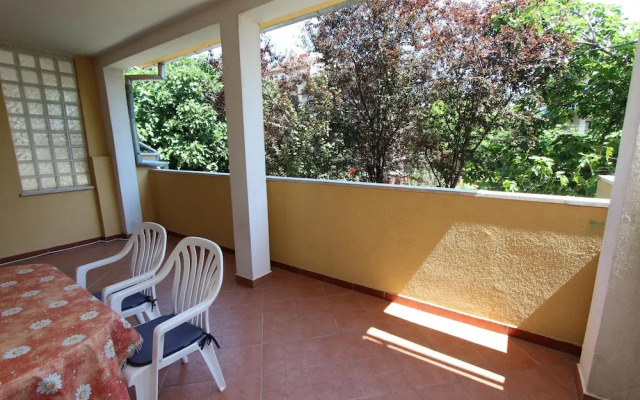 Apartments Lora