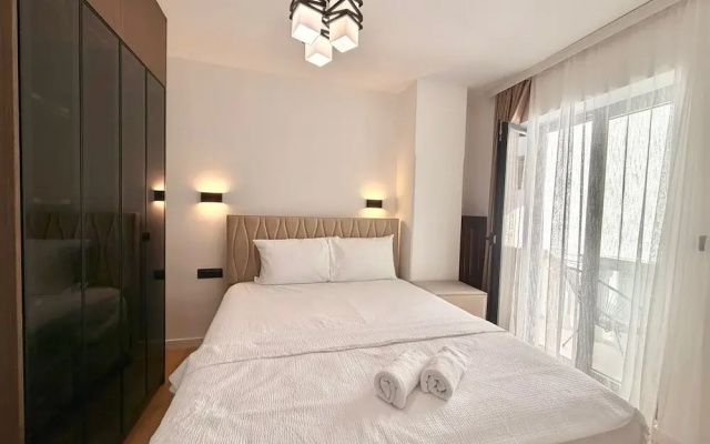 Lunamare Apartments