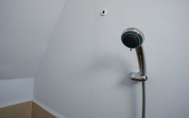 RedDoorz near Taman Kota Kendari