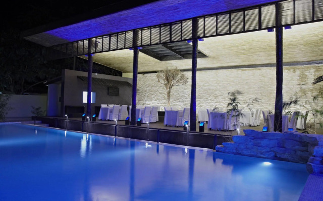 The Rhino Resort Hotel & Spa