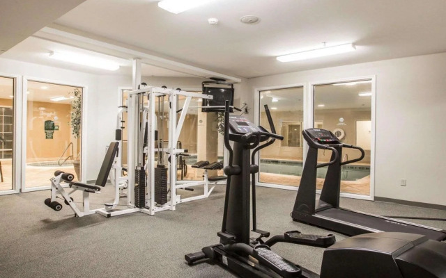 Comfort Inn & Suites East Greenbush - Albany