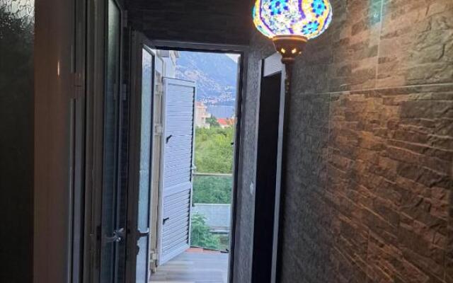 Apartments with sea view in Prcanj