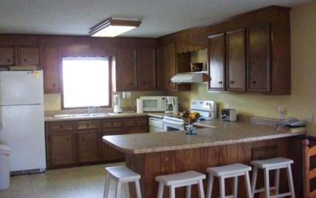 5 O'Clock Somewhere - 4 Br Home