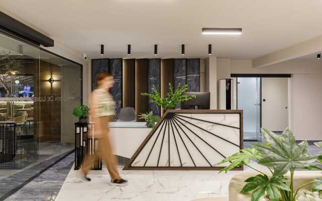 Costa De Luxe Suites
