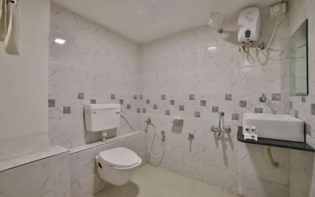 Hotel Maan Palace By OYO Rooms