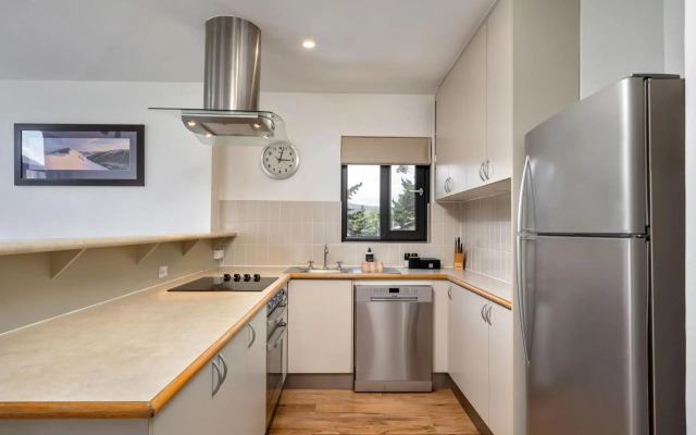 Lantern 3 Bedroom Terrace with majestic mountain view