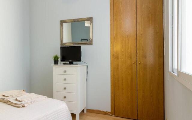 Cozy Apartment in Plaza Mayor Square by Batuecas