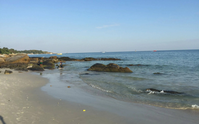 Sea Breeze Resort