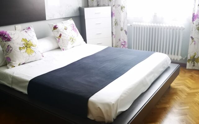 ALMAALQUILER Pepe's Place