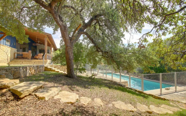 Pool & Covered Patios: Sprawling Austin Estate!
