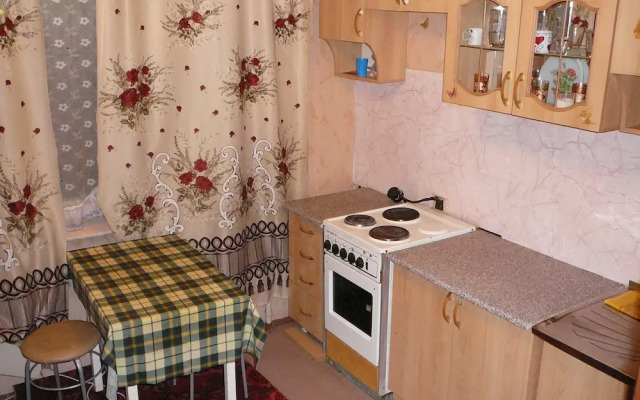 Apartment on Melnichnaya 24