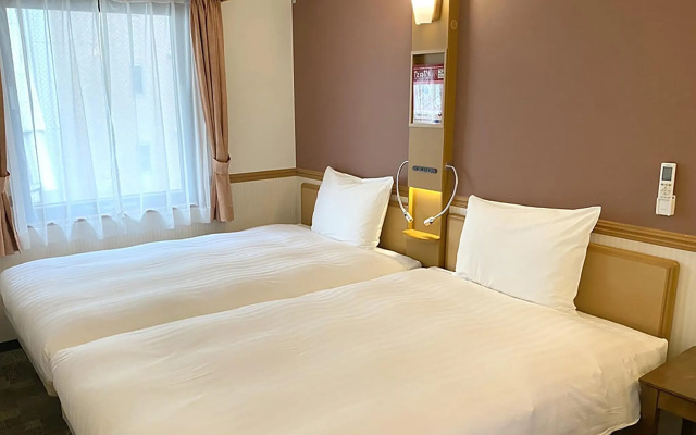 Toyoko Inn Osaka Hommachi No.1 – Guest Rooms – Osaka