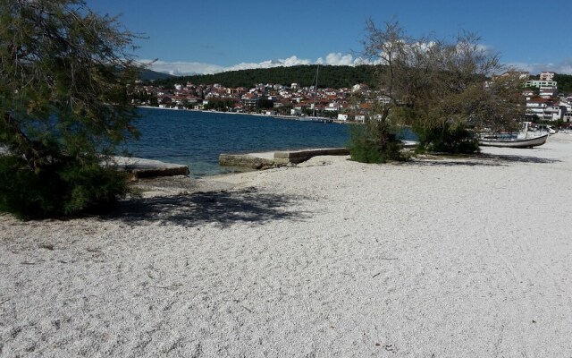 Apartment Plava Barka
