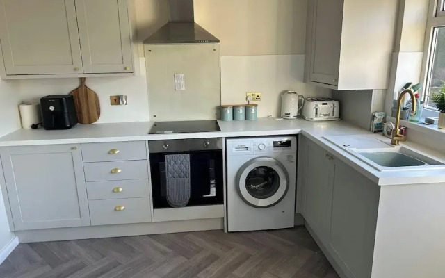 Peak District - 2 Beds - Sleeps 4 - Pet Friendly