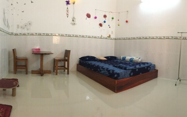 D Homestay