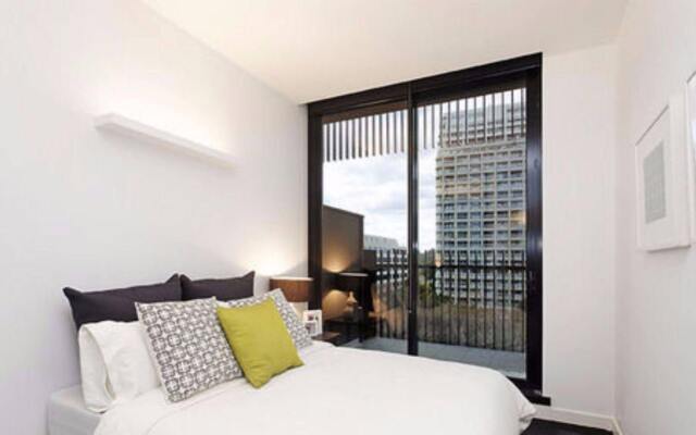 Wyndel Apartments St Kilda Views