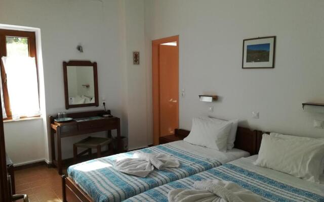 Pythais Hotel