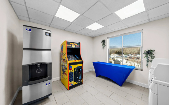 Comfort Inn & Suites Plainville-Foxboro