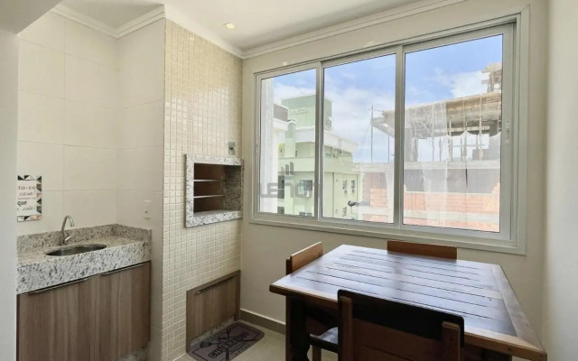 204 - Lindo apto em Bombas com 02 dormitórios