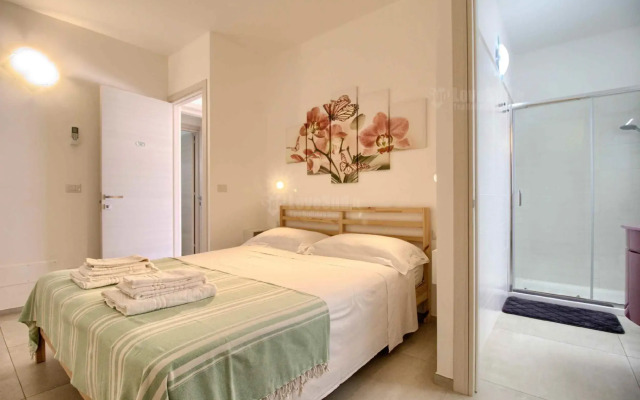 Apt B - Beach View Villa Controvento