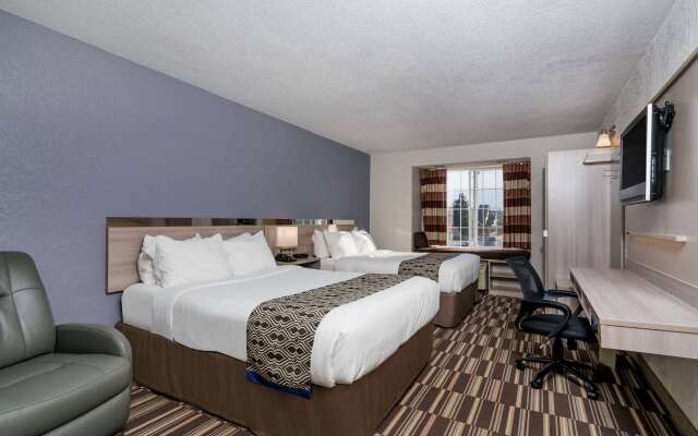 Microtel Inn & Suites by Wyndham Rochester North Mayo Clinic