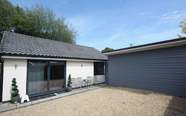 Pamper House Holiday Home And Annex