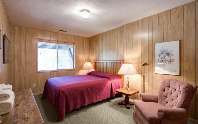 64 River Lodge