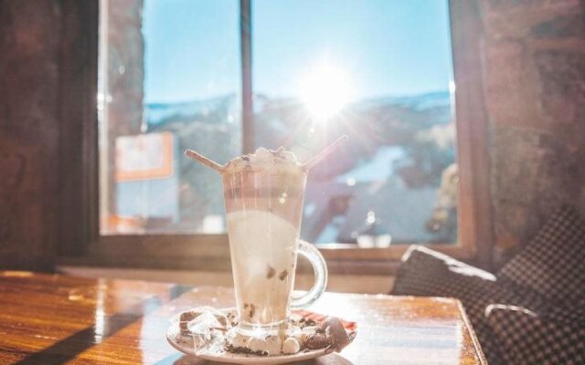 Bernti's Mountain Inn