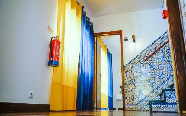 Help Yourself Hostels - Restelo