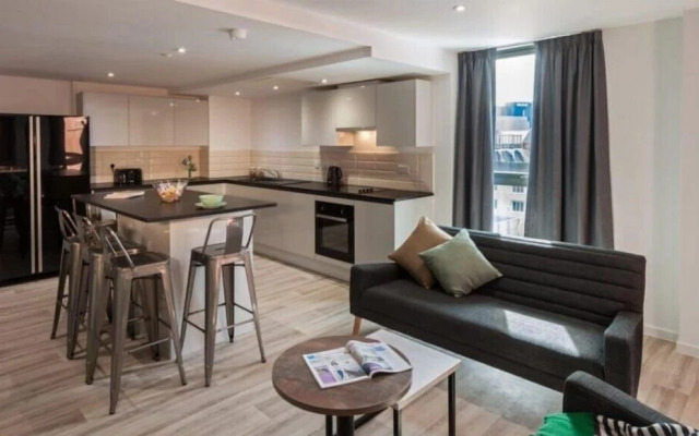 Modern Rooms in COVENTRY