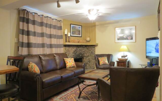 Three Seasons Hotel Suites by Crested Butte Lodging
