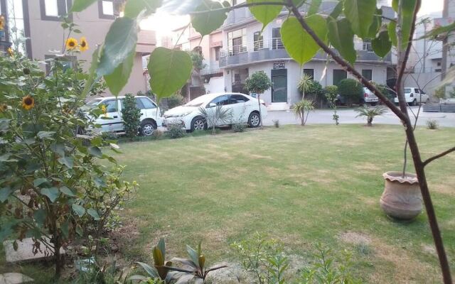 Dove Inn Family Residency