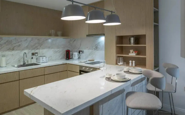 Trueman Court Luxury Apartamens