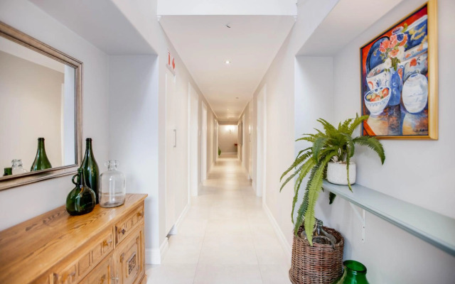 Amberhall Guesthouse