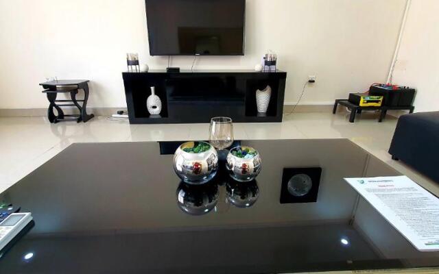 Artem Apartments - Flat 1