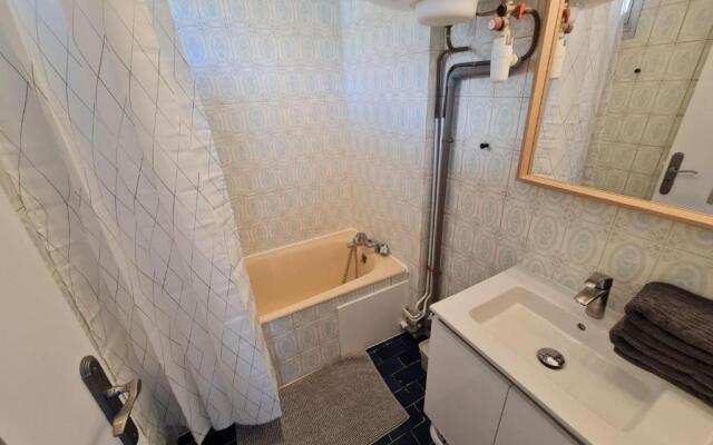 GregBnb-com - T2 Pleine Ville - CLIMATISE - BALCON - 2