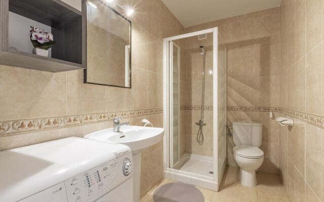 Urban Apartment in Salou near Playa Levant Sea Beach
