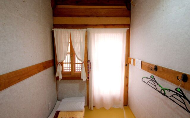 Happiness Full Guesthouse