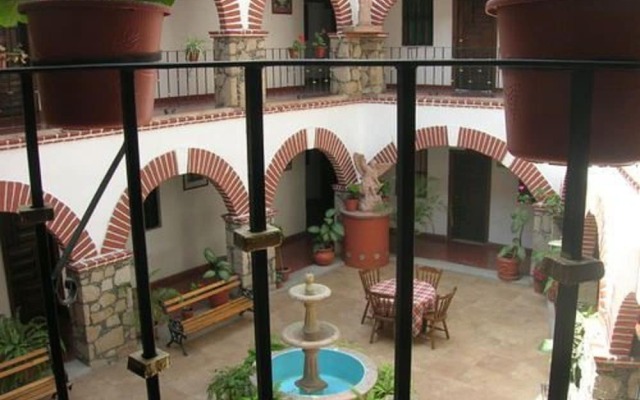 Hotel Molino Del Rey
