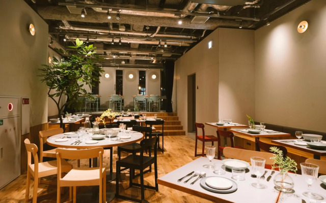 Landabout Tokyo