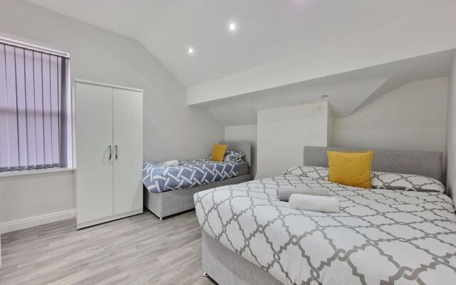 Dysa Waterloo Apartments