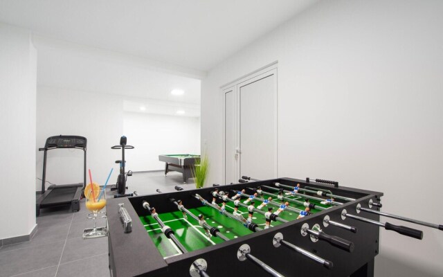 Stunning Home in Razanj With 10 Bedrooms, Wifi and Heated Swimming Pool