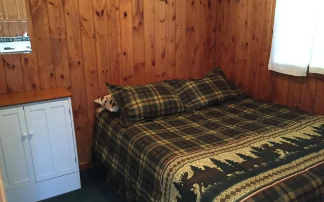 Dunrovin Resort