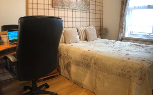 Little Connaught House