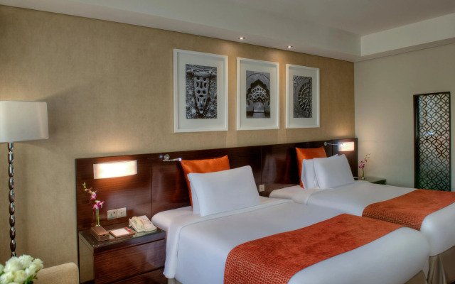 Crowne Plaza Hotel Deira 2