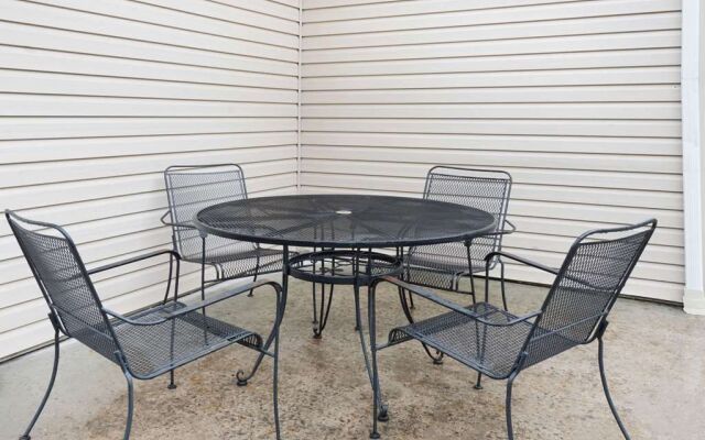 Super 8 La Vale/Cumberland Area