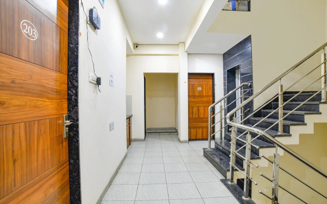 FabHotel 44 The M'Bience