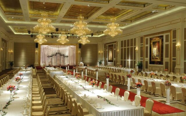 The Pavilion Hotel - Longgang Hotel